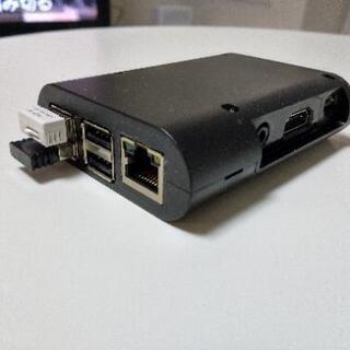 Raspberry Pi 3 model B + ケース（黒）+ ACアダプター + Wi-Fi/Bluetoothアダプターの画像