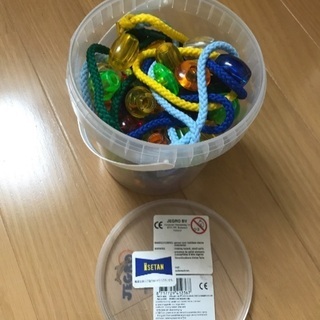 ボーネルンド 知育玩具 紐通しビーズ