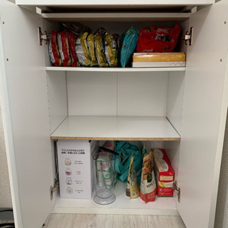キッチン収納 食器棚 収納棚の画像