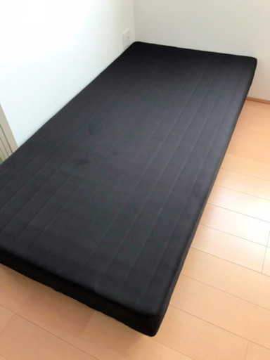 シングルベッド