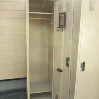 スチールロッカーの画像