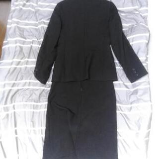お値下げ！【パンツ・スカート両用】黒スーツ【ZAZIE】の画像