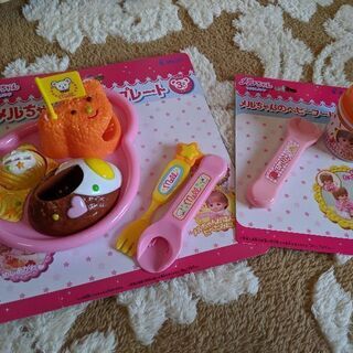 美品ネネちゃん・キッズプレート・ベビーフード・洋服の画像