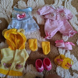 美品ネネちゃん・キッズプレート・ベビーフード・洋服の画像