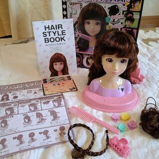 美品　ヘアメイクアーティスト