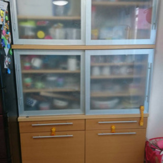 食器棚 緊急出品！！