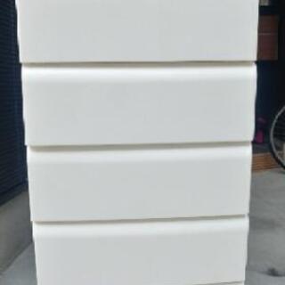 プラスチック製　整理ダンス