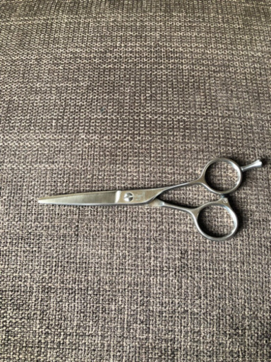 シザー  UTSUMI 処分の為安くしております！