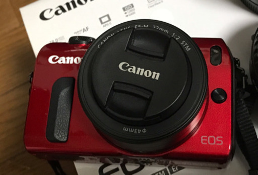 Canon EOS M ダブルズームキット+マウントアダプター+予備バッテリ