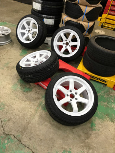 17インチ4本 スタンス 鍛造 軽量 激安！