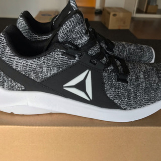 Reebok ENERGYLUX 25~28cm DV6480  ランニング メンズ の画像