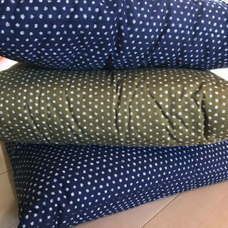 座布団　3枚セット　ふかふかの画像