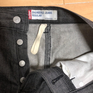 Levis / ENGINEERED JEANS REGULAR  サイズ２8の画像