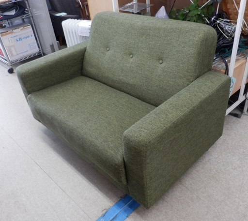 PayPay対応 2人掛けソファ 布 緑 肘付き ファブリック グリーン 木脚 コンパクト 札幌市西区西野