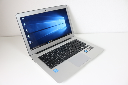 win10/corei7/4GB/SSD256GB/13.3/office搭載/一週間展示品