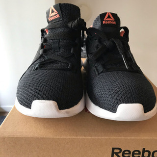 reebok エナジーラックス 23cmレディースランニングCN6754の画像