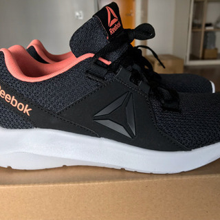 reebok エナジーラックス 23cmレディースランニングCN6754の画像