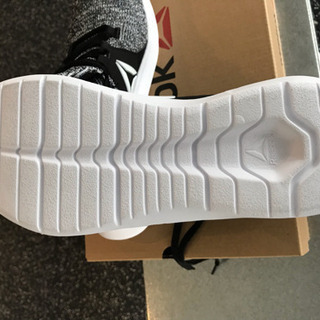 reebok エナジーラックス 23cmレディースランニングCN6754の画像