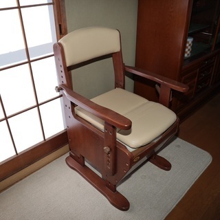 介護用品　ポータブルトイレ