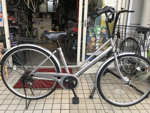 ママちゃり　カラーはシルバー　LEDオートライト 　外装6段