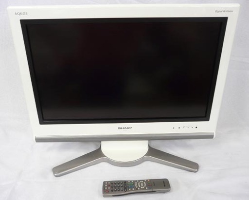 19Y0305 7 SHARP シャープ AQUOS アクオス 液晶カラーテレビ LC-26D10 2007年製　中古