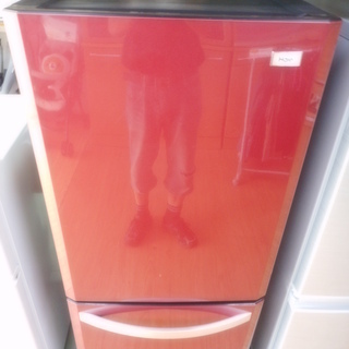 美品『冷蔵庫』ハイアール　2015年製 　2ドア　ルビーレッド 美品『冷蔵庫』ハイアール 2015年製 2ドア ルビーレッド 美品『冷蔵庫