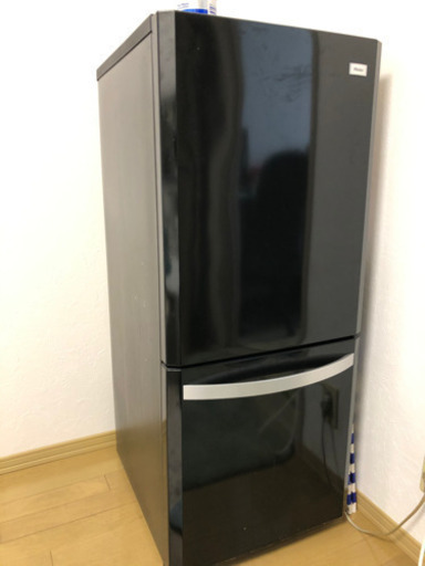 取引中！ハイアール黒冷蔵庫