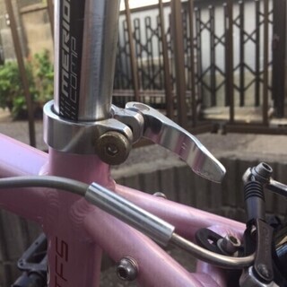 引取限定 自転車　4.3万 良品!! MERIDA CROSSWAY TFS 50 size:410 メリダ クロスウェイ クロスバイク ピンク 3×7 21段変速 自転車 shimano　中古 の画像