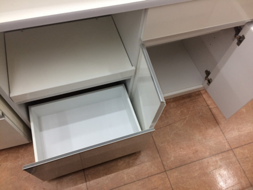 3面食器棚
