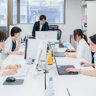 一般事務（電話対応や資料作成などのバックオフィスで高齢化社会に貢献）の画像