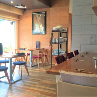 調理補助スタッフ／正社員募集！　お洒落なダイニングバーです☆の画像