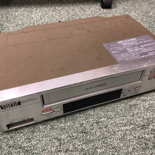 VHSビデオデッキ