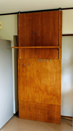 試作品　壁面収納ラック