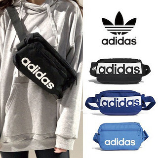 adidas ウエストバッグの画像