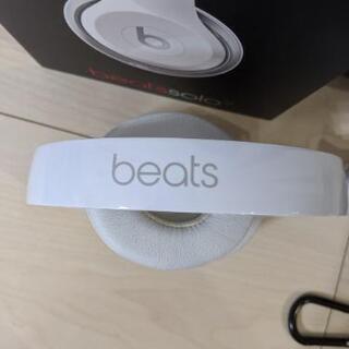 セール中!【Beats】solo2　ヘッドホン　フルセット!の画像