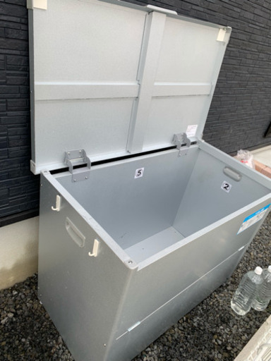 屋外ゴミ箱　ダストボックス