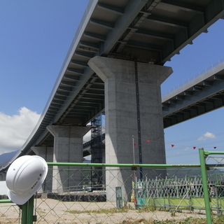 【働いたその日に現金ゲット】土木作業員、軽作業作業員募集中【個人寮完備、まかない3食付き】の画像
