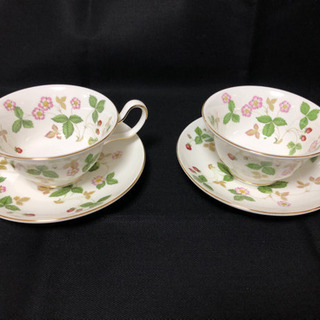 ウェッジウッド ワイルドストロベリー カップ&ソーサー 