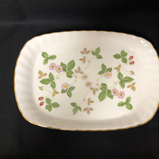 ウェッジウッド ワイルドストロベリー プレート 