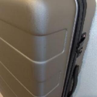 無印良品スーツケース　62L　ベージュの画像
