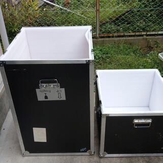 輸送用木製ボックスで鍵を掛けることが出来るコンテナ（美術品・海外...