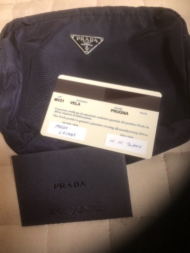 プラダ  ポーチ 新品