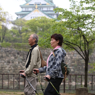 健康寿命延伸に最も効果があると多くの医師が推薦する話題のノルディック・ウォークを始めてみませんか?の画像
