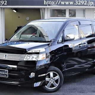 ⭐誰でも車がローンで買える⭐🚗自社ローン専門店🚗ヴォクシー Ｚ　煌