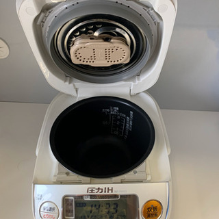 圧力IH象印炊飯器（中古美品）の画像