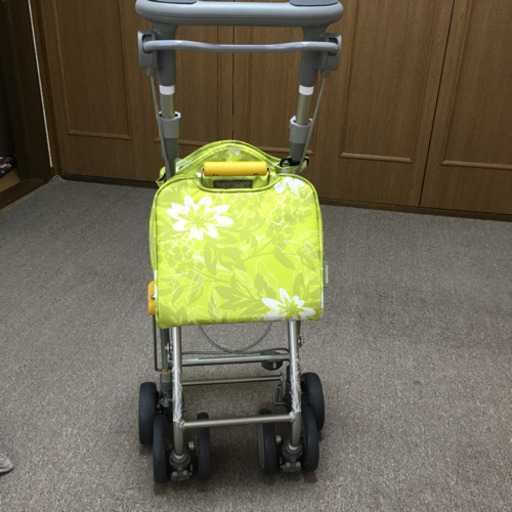 折り畳みシルバーカー