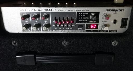 ベリンガー◆キーボードアンプ K900FX ULTRATONE ミキサー内蔵型 弾き語り ギター◆ BEHRINGER