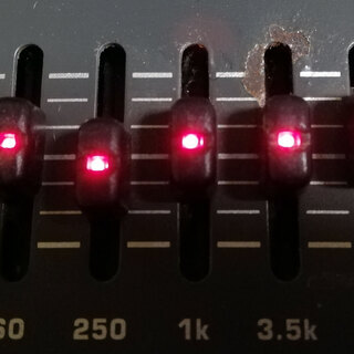 ベリンガー◆キーボードアンプ K900FX ULTRATONE ミキサー内蔵型 弾き語り ギター◆ BEHRINGERの画像