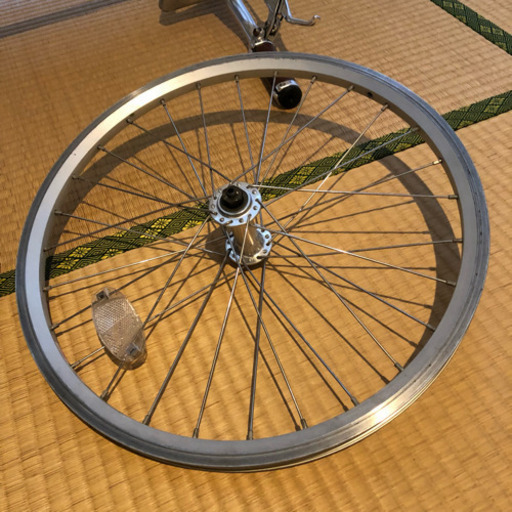 自転車 ブリジストン クエロ20