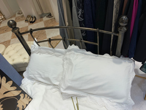 店舗ディスプレーで使用していたベッド